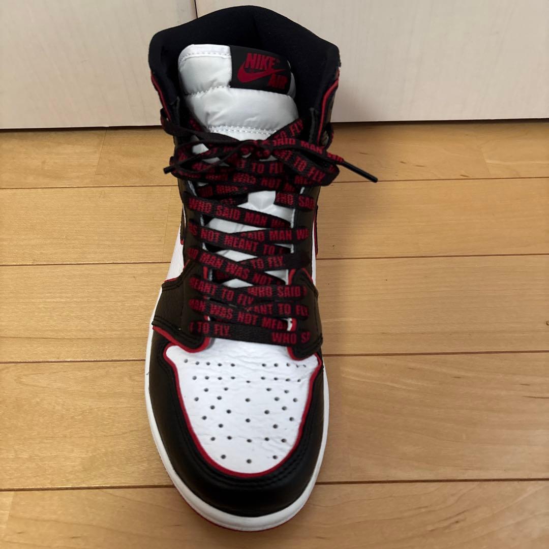 エア ジョーダン 1 レトロ ハイ ブラッド ライン スニーカー