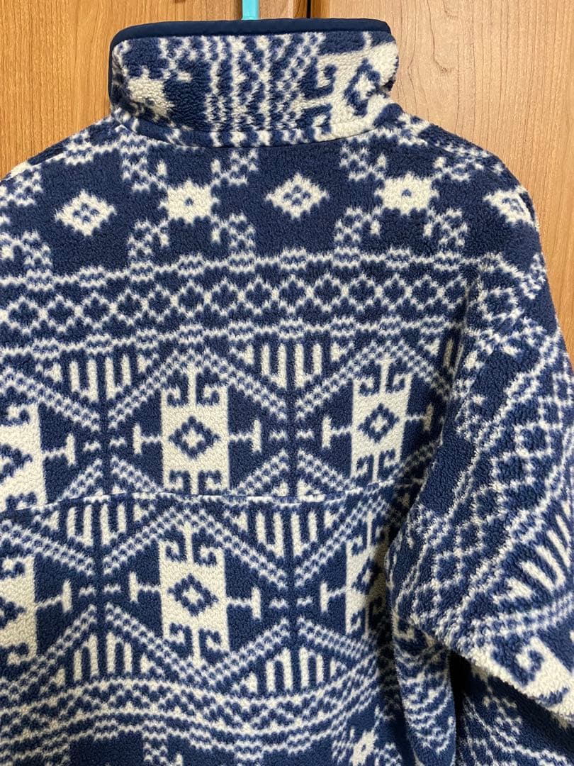 2011年　patagoniaフリース　シンチラスナップT 雪柄　S