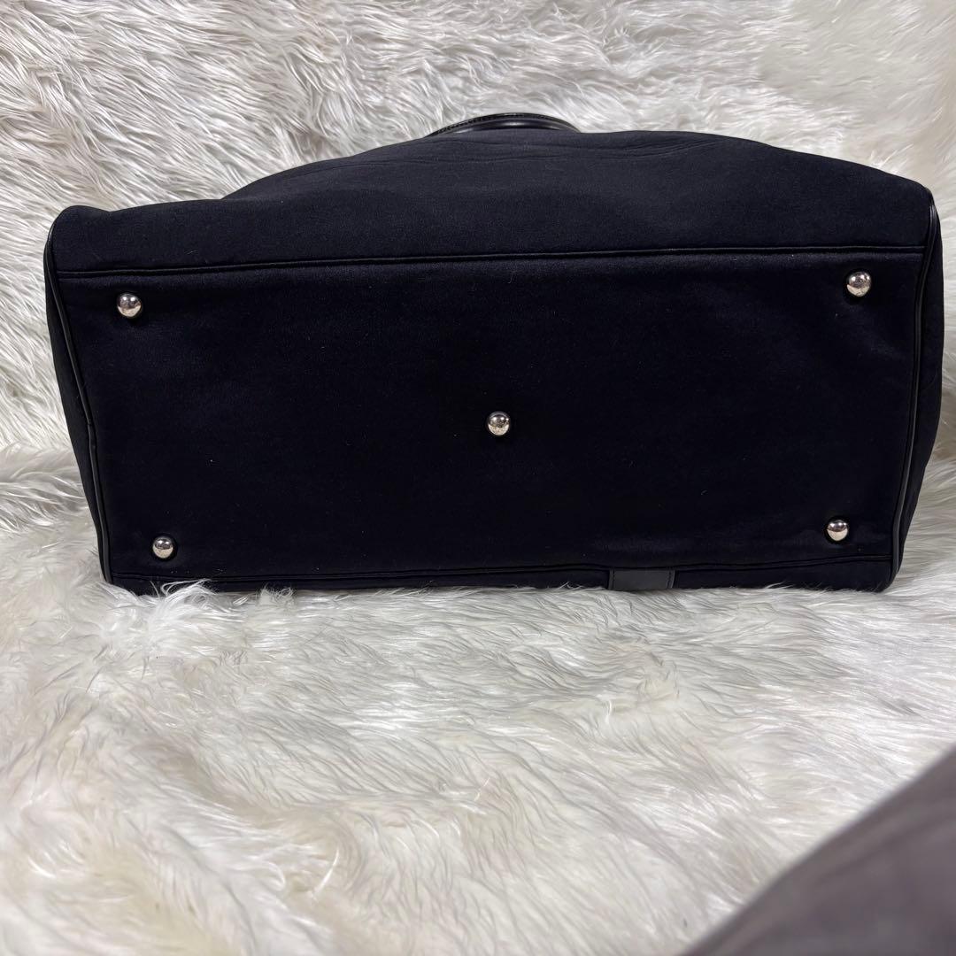 バレンシアガ ボストンバッグ 大容量 ジップ シルバー金具 フラップ 黒