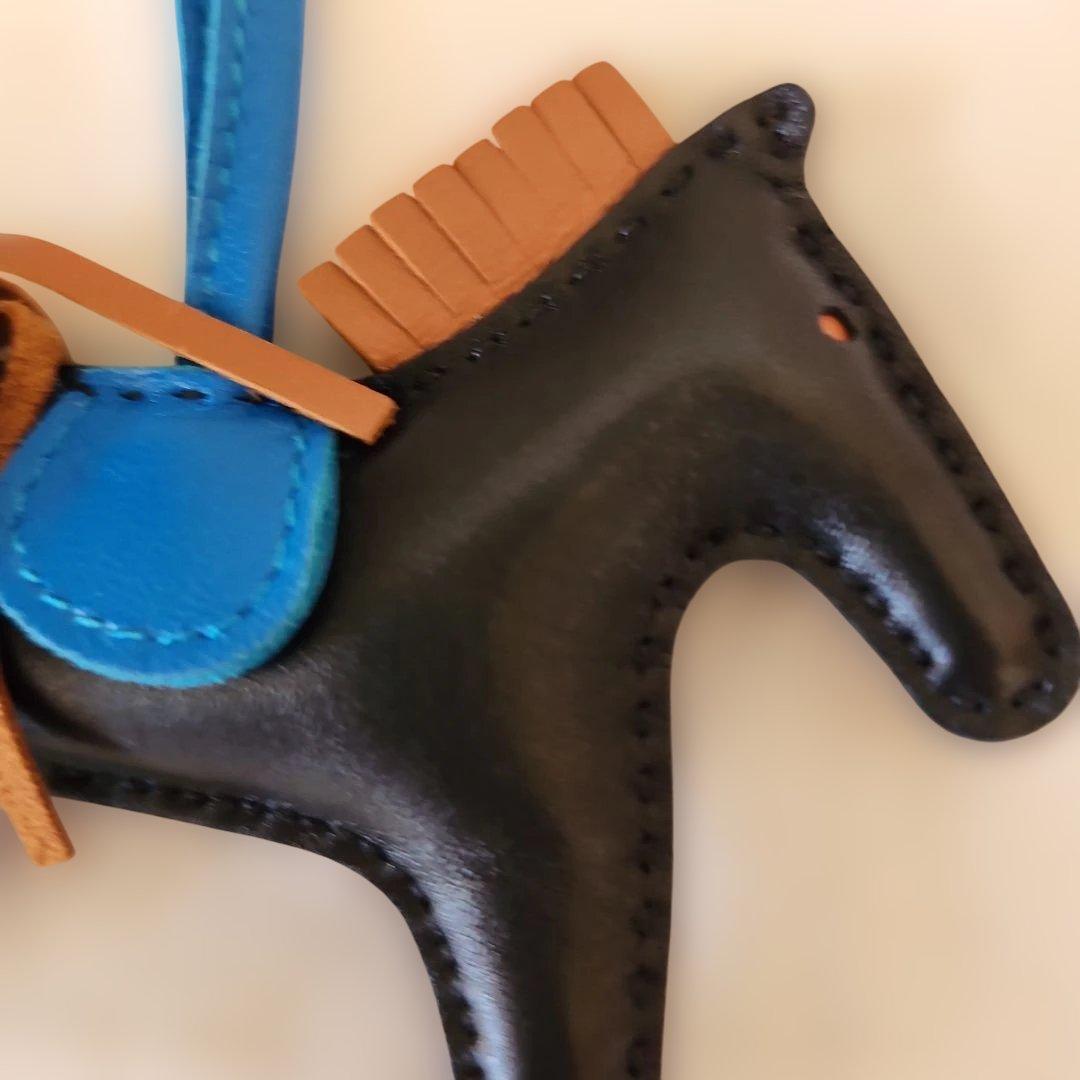 HERMES エルメス ロデオチャーム ペガサス 美品　ブラック×ブルー