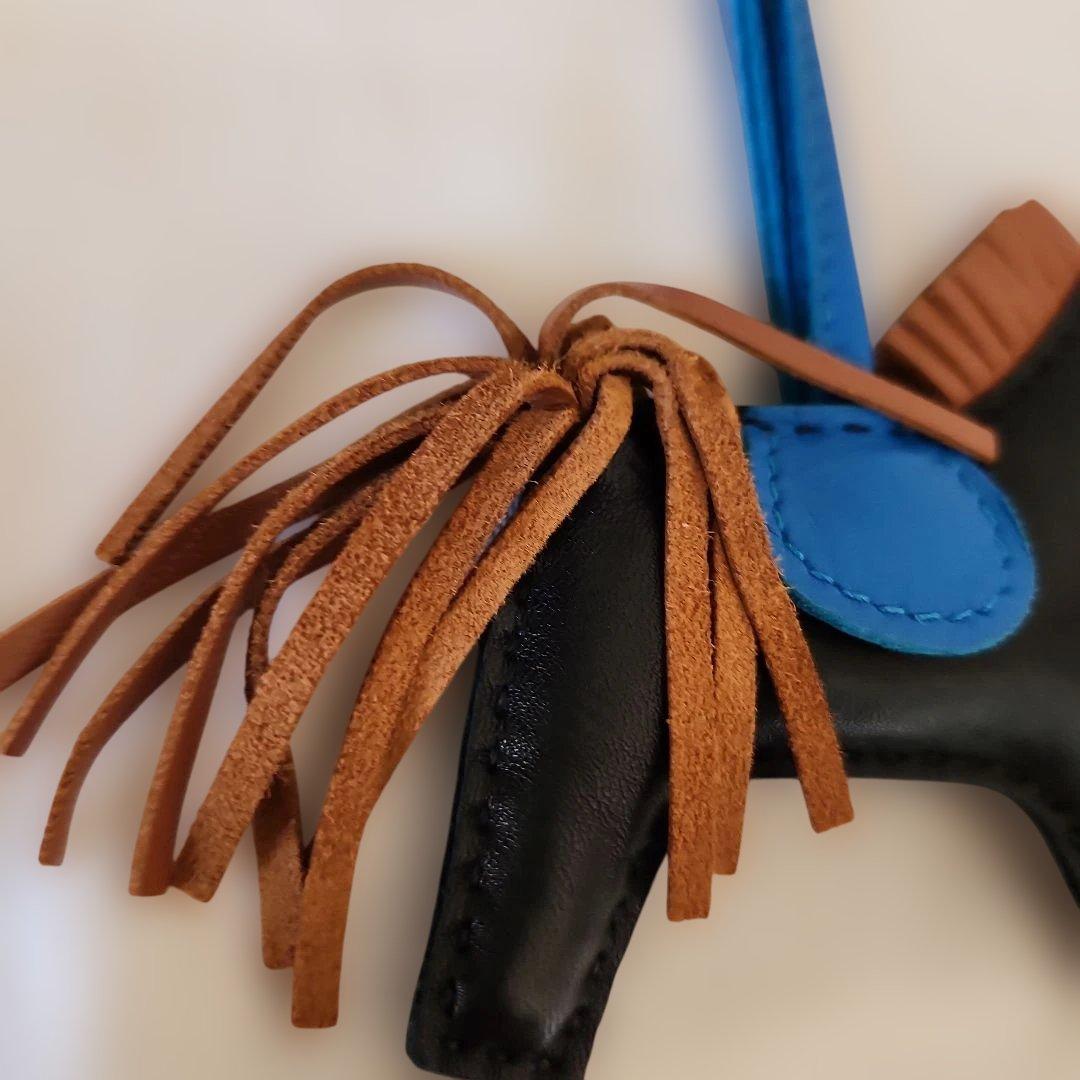 HERMES エルメス ロデオチャーム ペガサス 美品　ブラック×ブルー