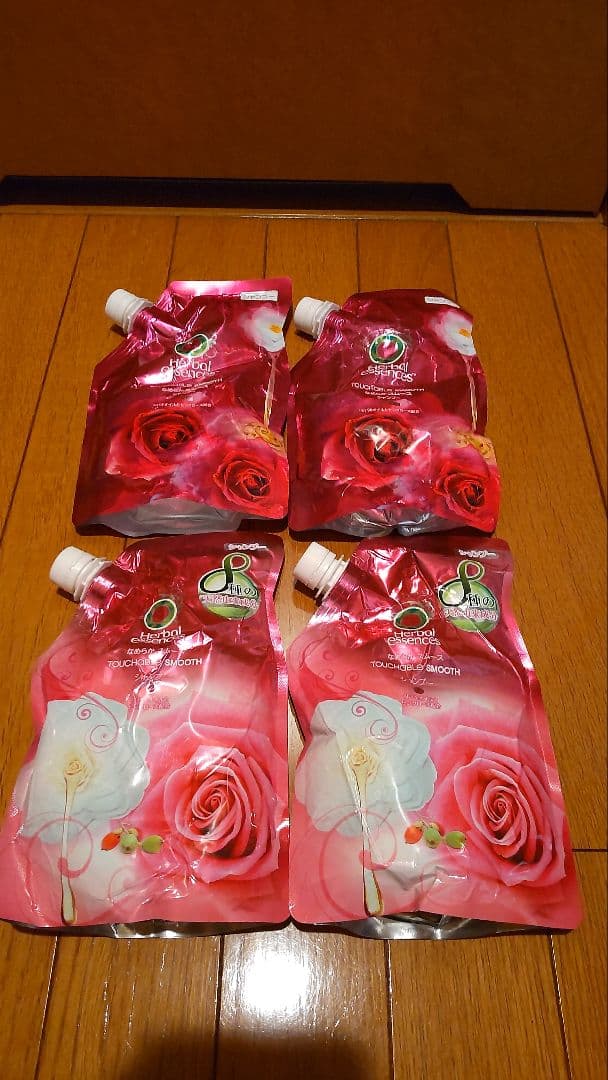 Herbal Essences Touchably Smooth 4個セット
