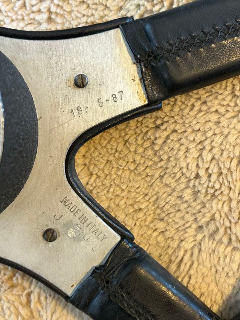 italvolanti 3スポーク ステアリング　イタリア製