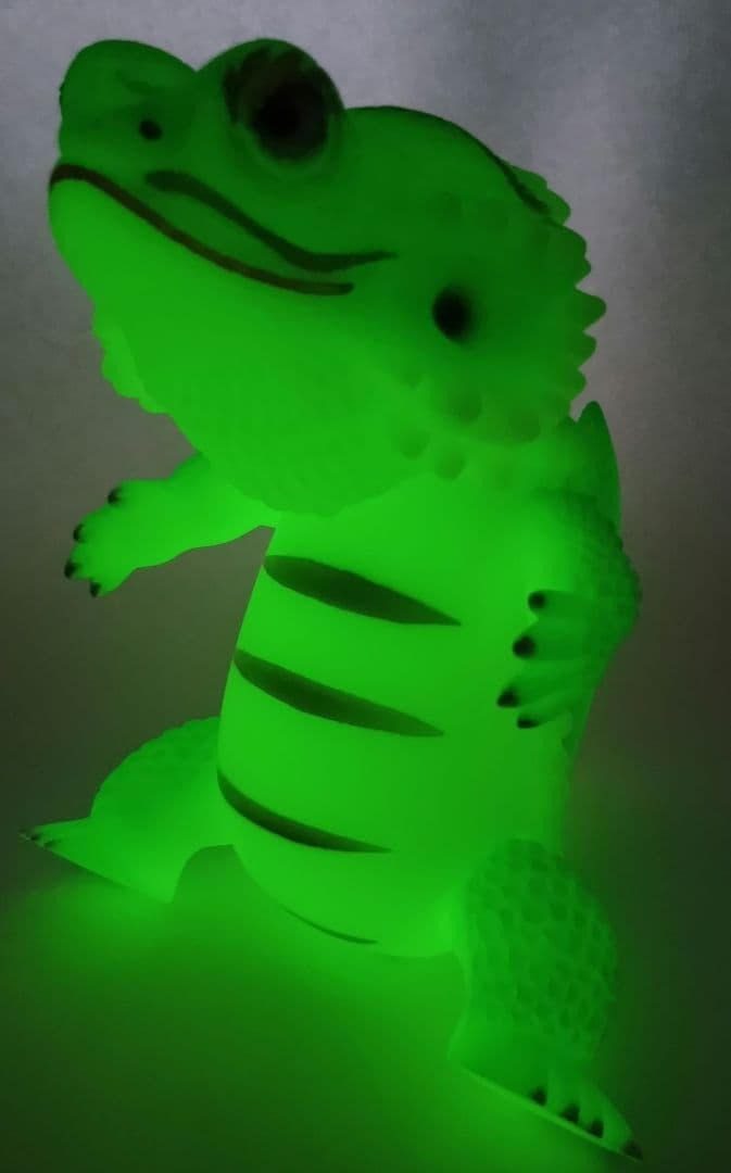 ペインターネット フトアゴン ソフビ 干支 辰(ベビー付き)【開封品】