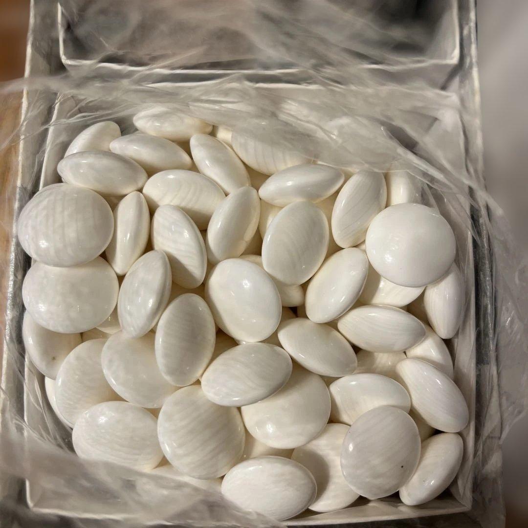 美品 高品質 囲碁石 日向特製本蛤碁石 36号雪印 本蛤白石 本那智黒石