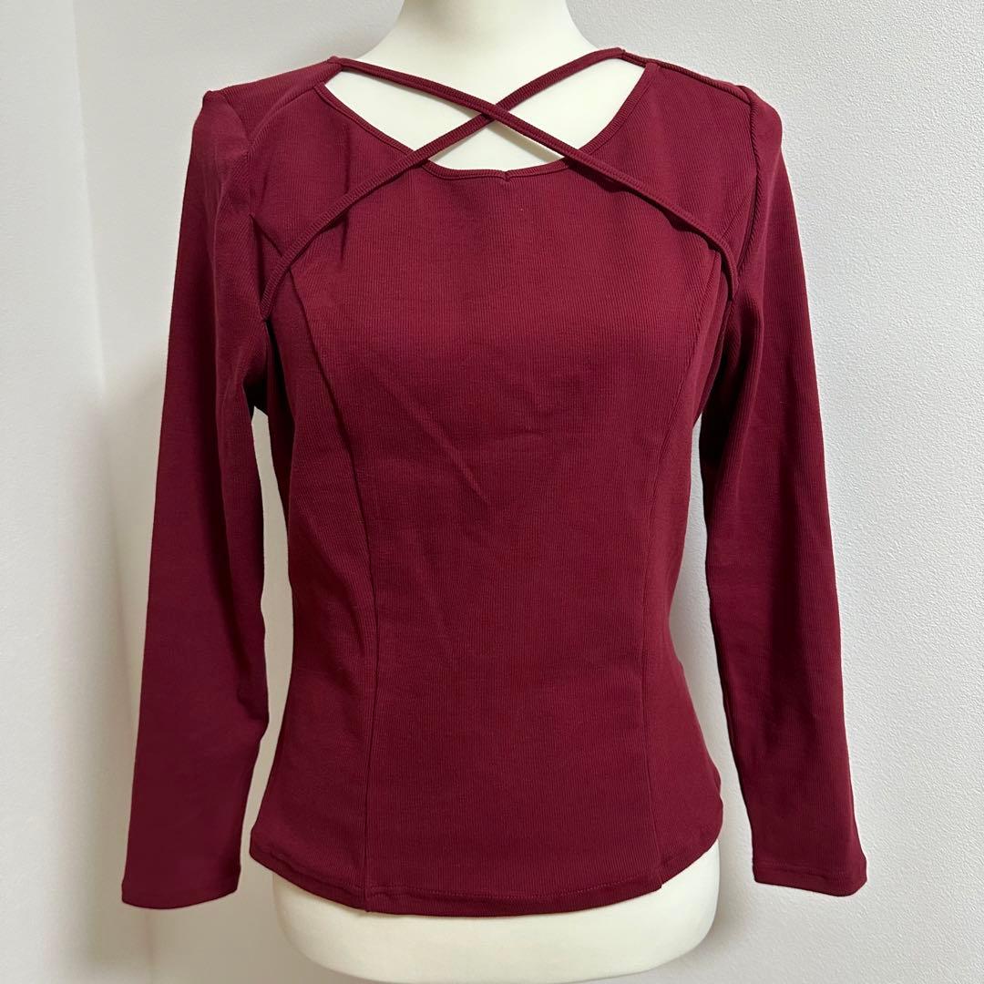 新品未使用✩完売✩overE Vネックストラップカットソー 102ボルドー