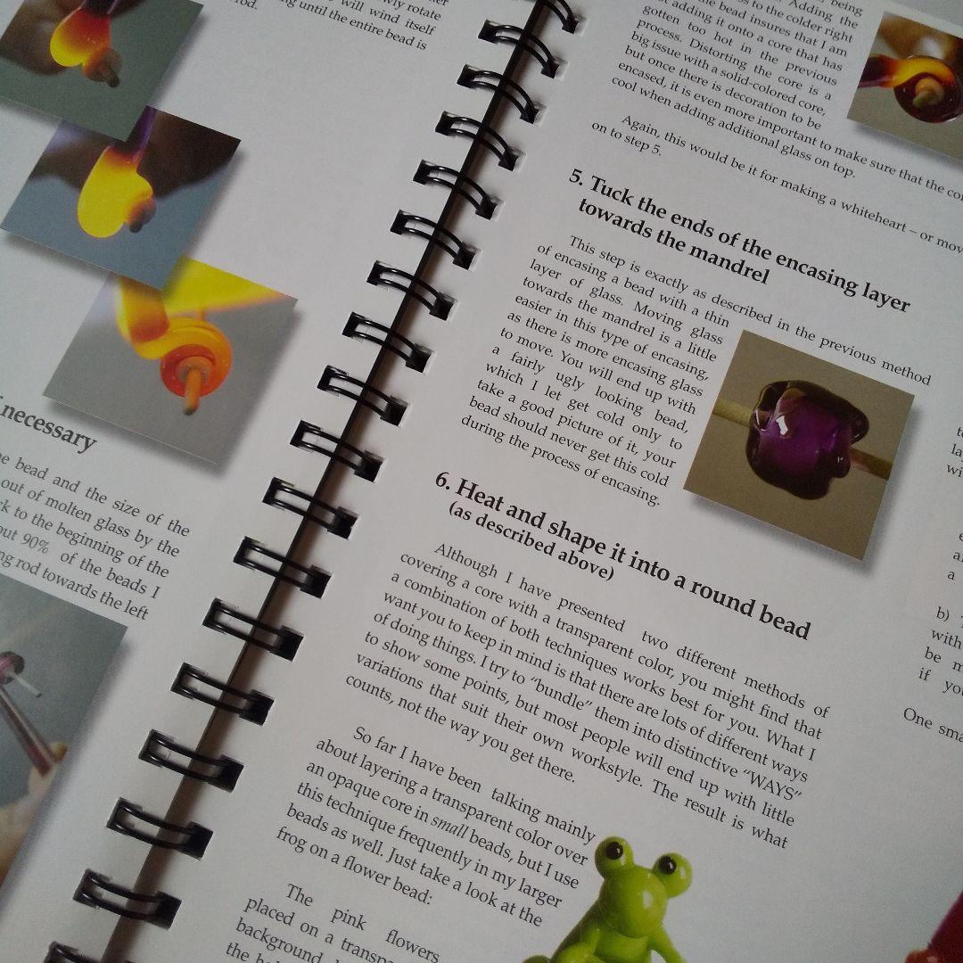 トンボ玉　洋書①