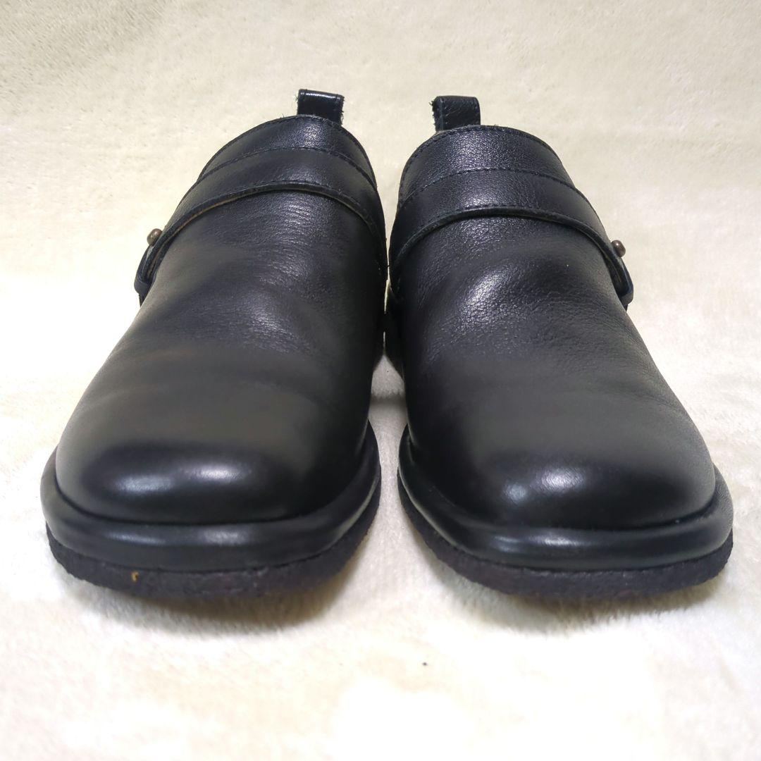 SAYA【美品】23.5 ベルトデザイン スリッポンシューズ レザー　黒