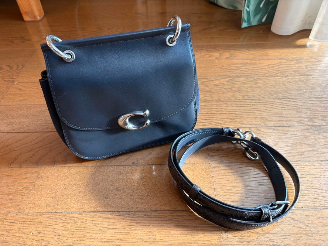 コーチ　ブラックレザーハンドバッグ 2way coach