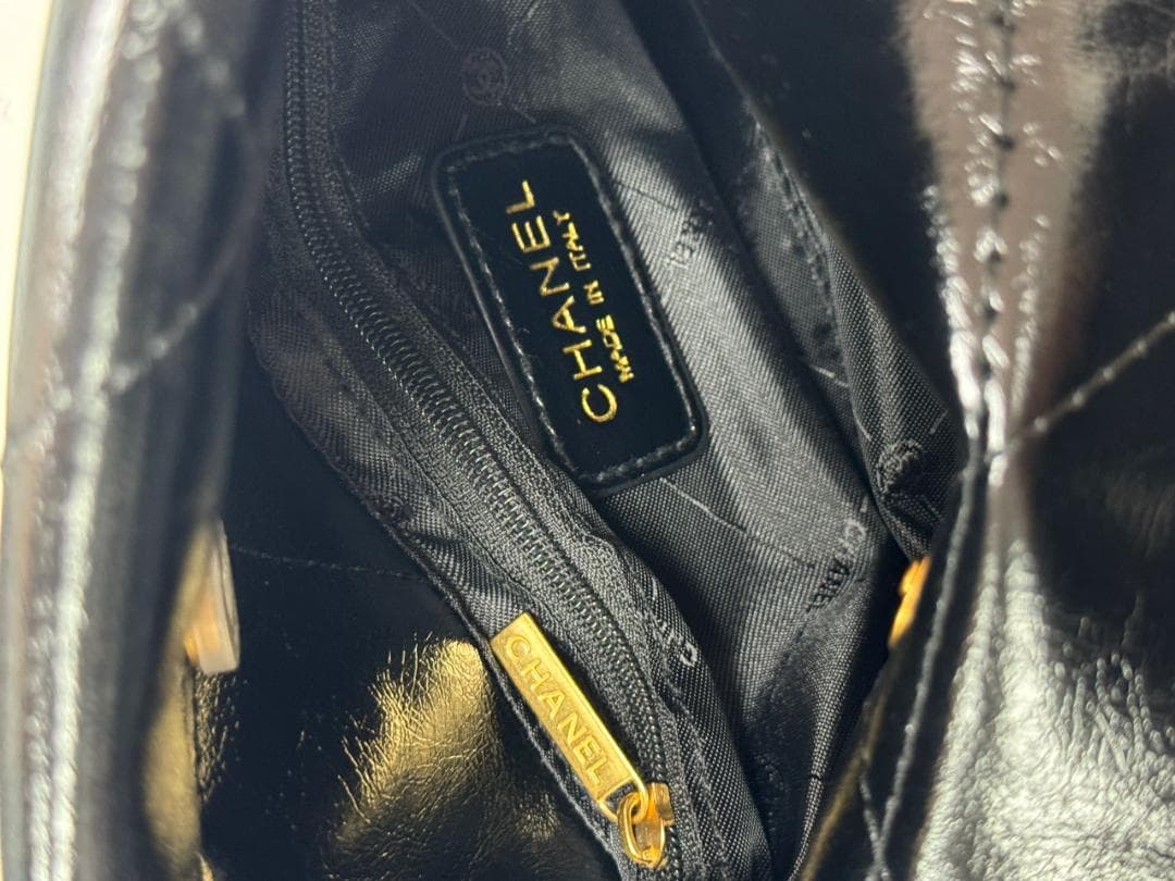 希少✨ 状態良好 ブラック cHaNeL✨サコッシュ パール付き