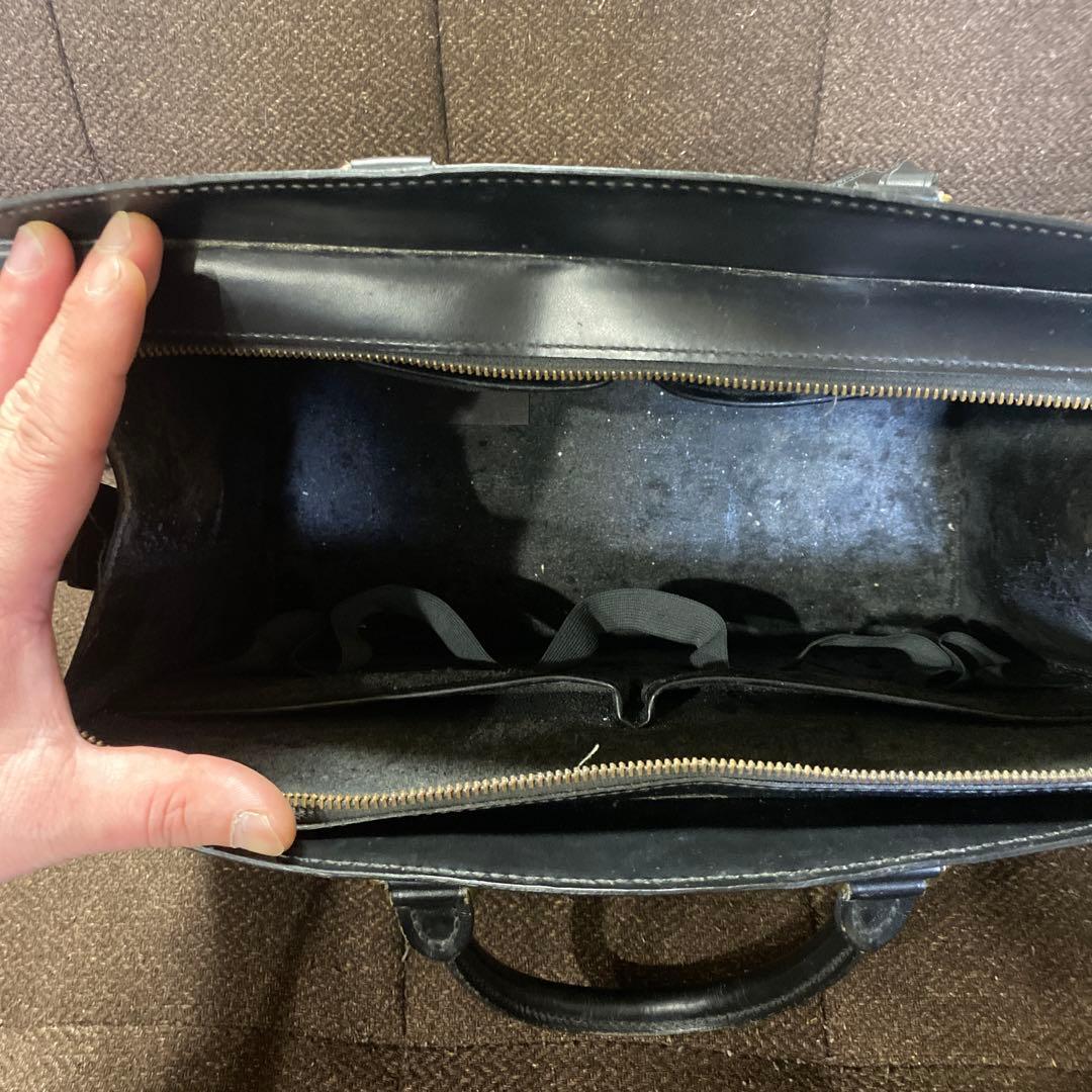 Louis Vuitton ビジネスバッグ ブラック エピレザー