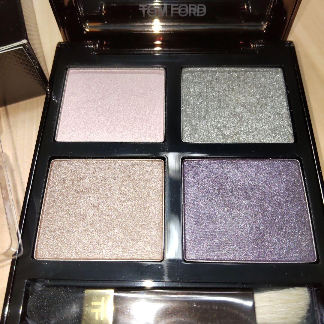 【美品】レア TOM FORD アイ カラー クォード 22 ライラックドリーム