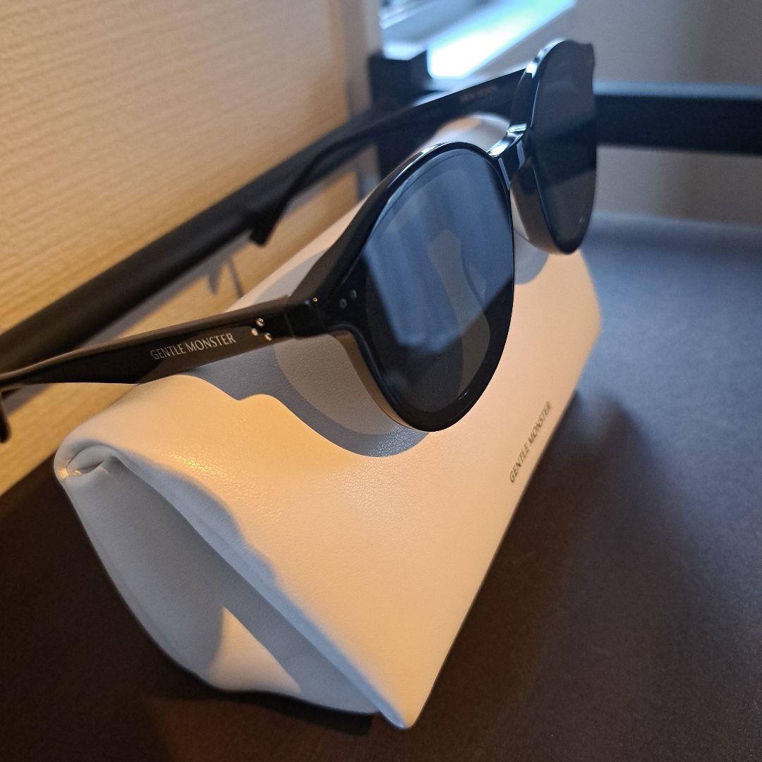 GENTLE MONSTER ブラックサングラス ケース付き