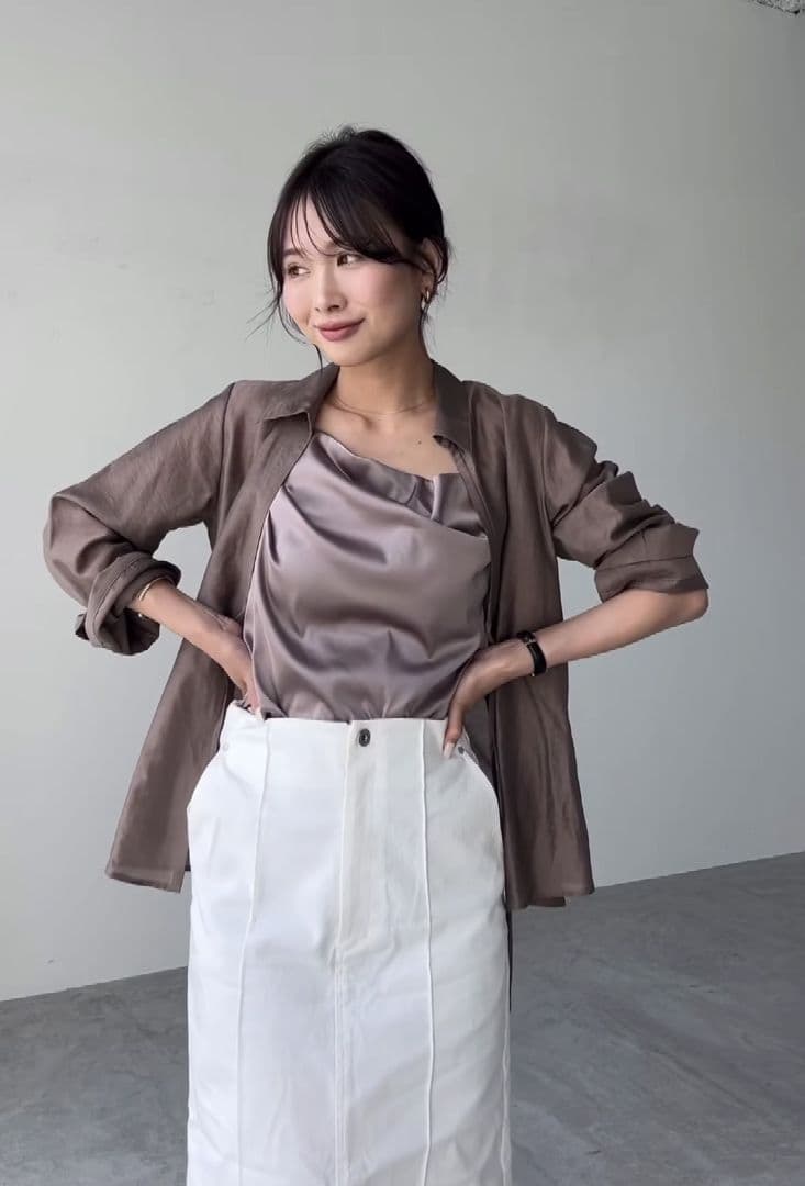 aimeine　エメイン　新品タグ付　カップインドレープサテンキャミソール　モカ