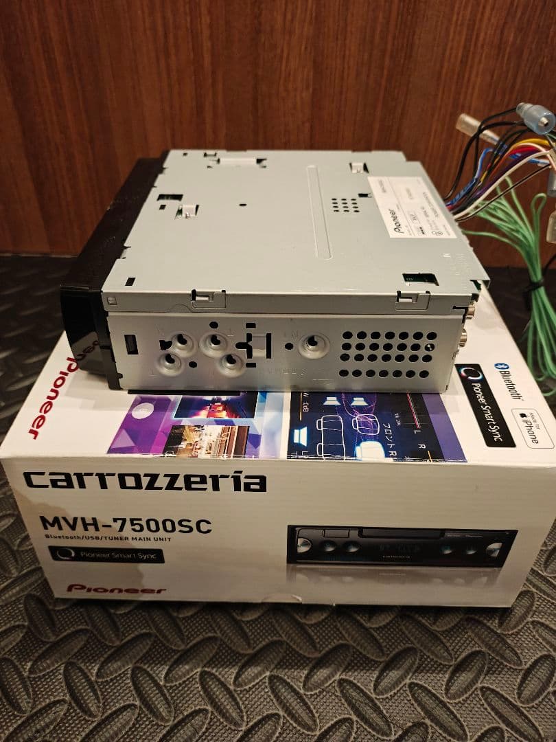 Pioneer MVH-7500SC ヘッドユニット