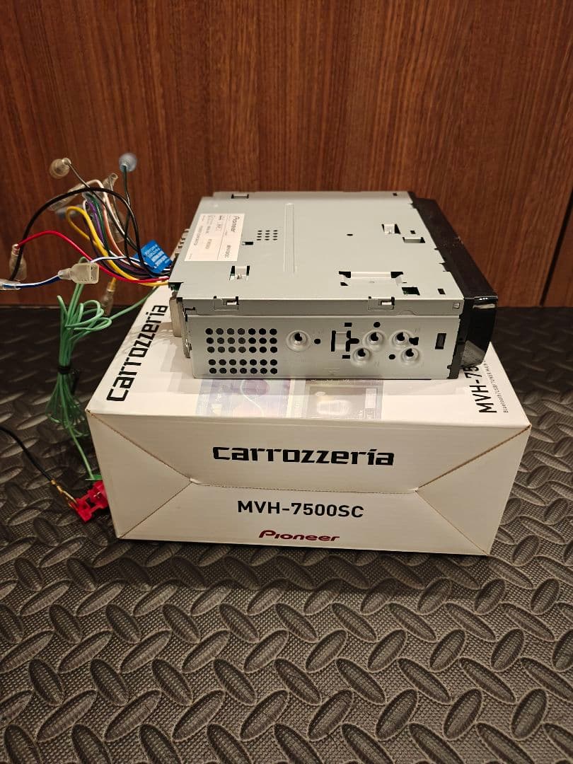 Pioneer MVH-7500SC ヘッドユニット
