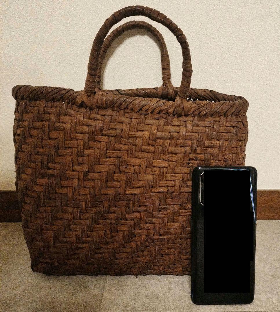 【山葡萄】　かごバッグ　未使用