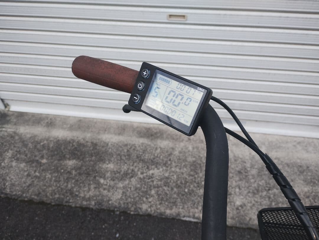 【爆速】電動　アシスト　充電器　20インチ　　バッテリー新品　airbike