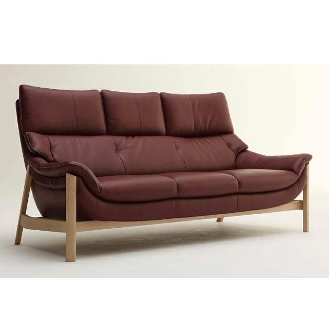 カリモク　３人掛けソファー