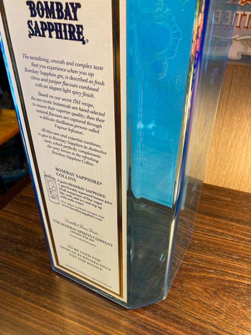 ボンベイサファイア 巨大 ディスプレイ 非売品 オブジェ 置物 イギリス ジン