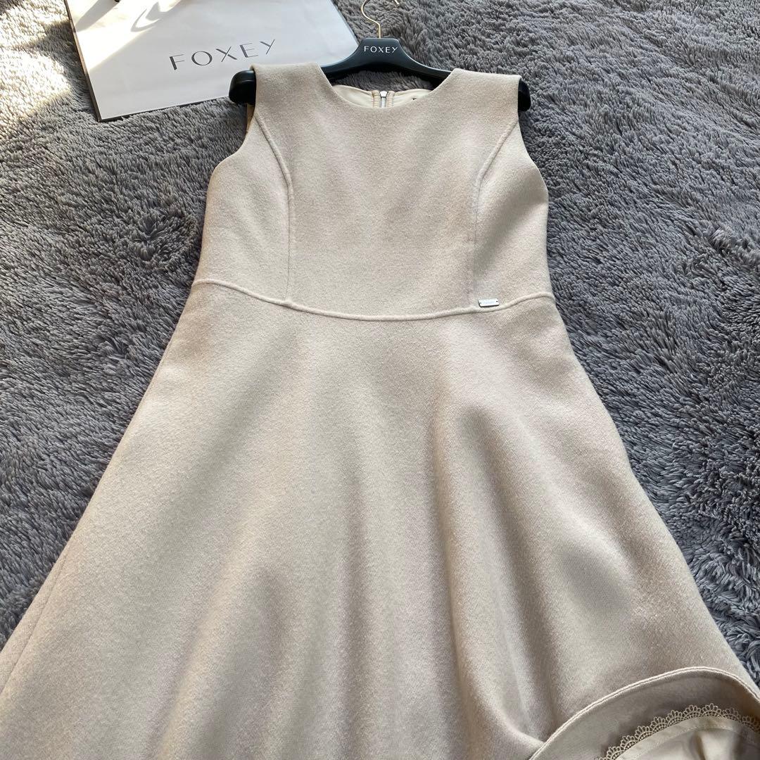 定価20万✨️FOXEY Lady black カシミヤ ノースリーブ 40