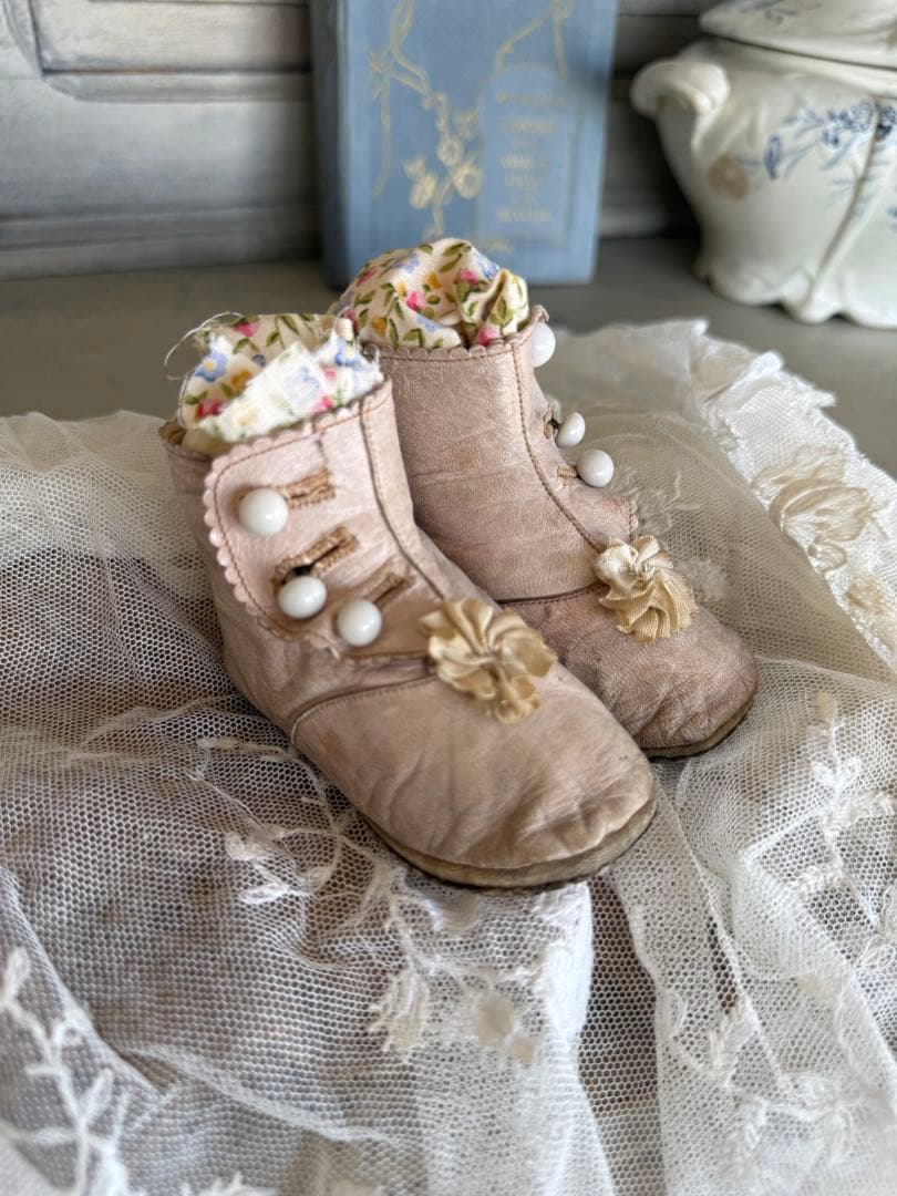 フランスアンティーク激レア淡いピンクレザーベビーブーツ