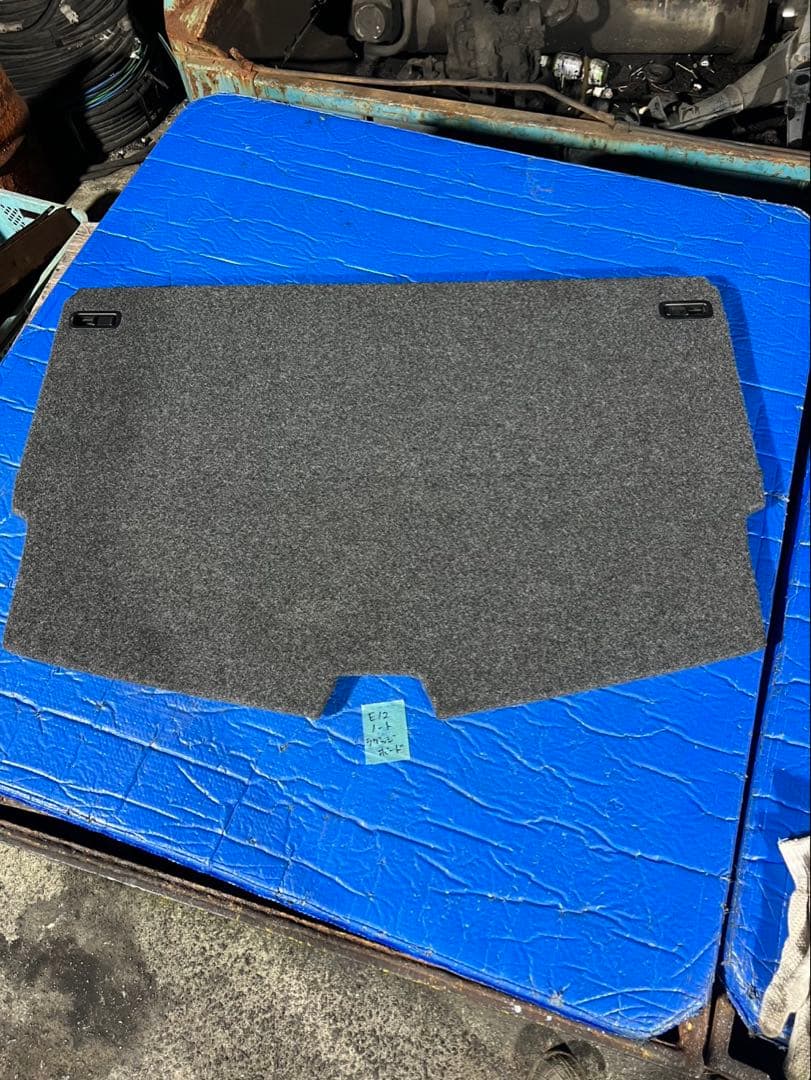 日産 ノート E12 マルチラゲッジボード　※フォロー割OK