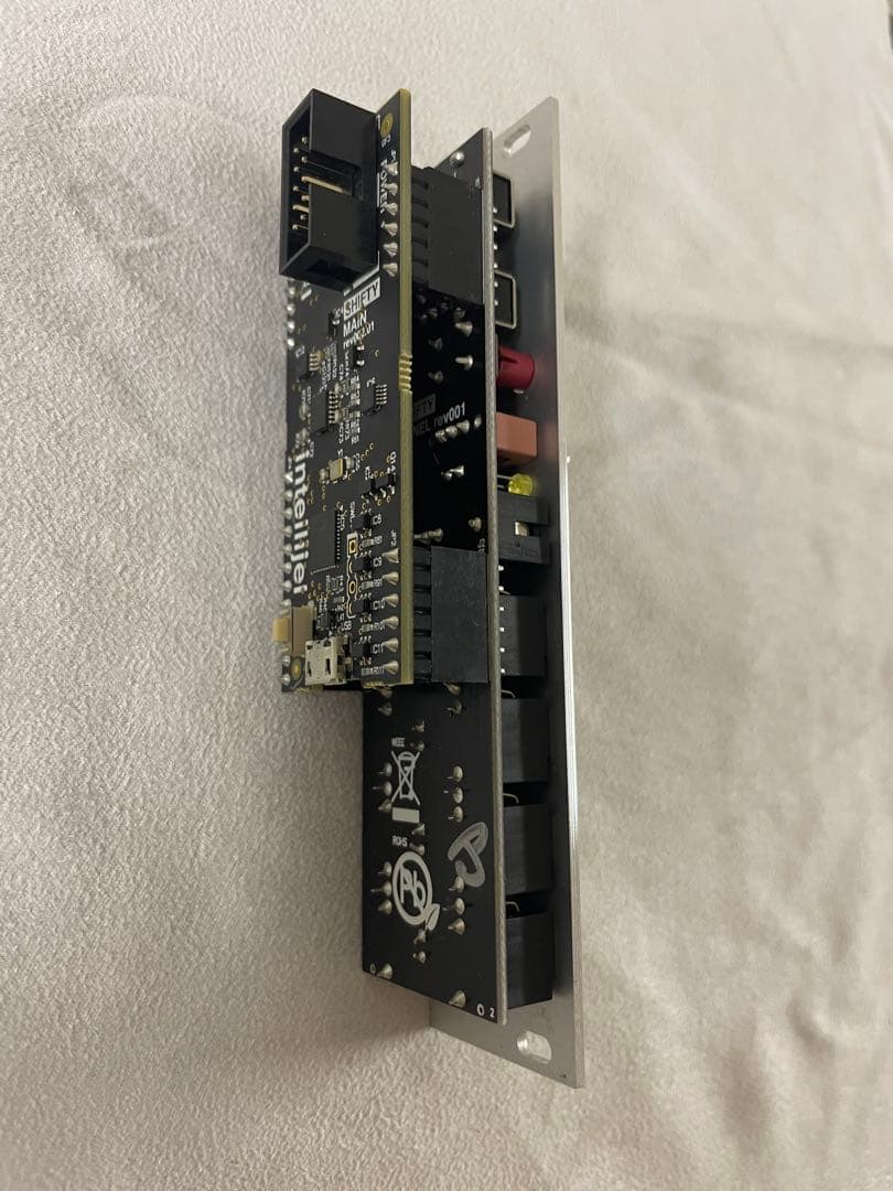 鍵盤楽器 Intellijel Designs Shifty