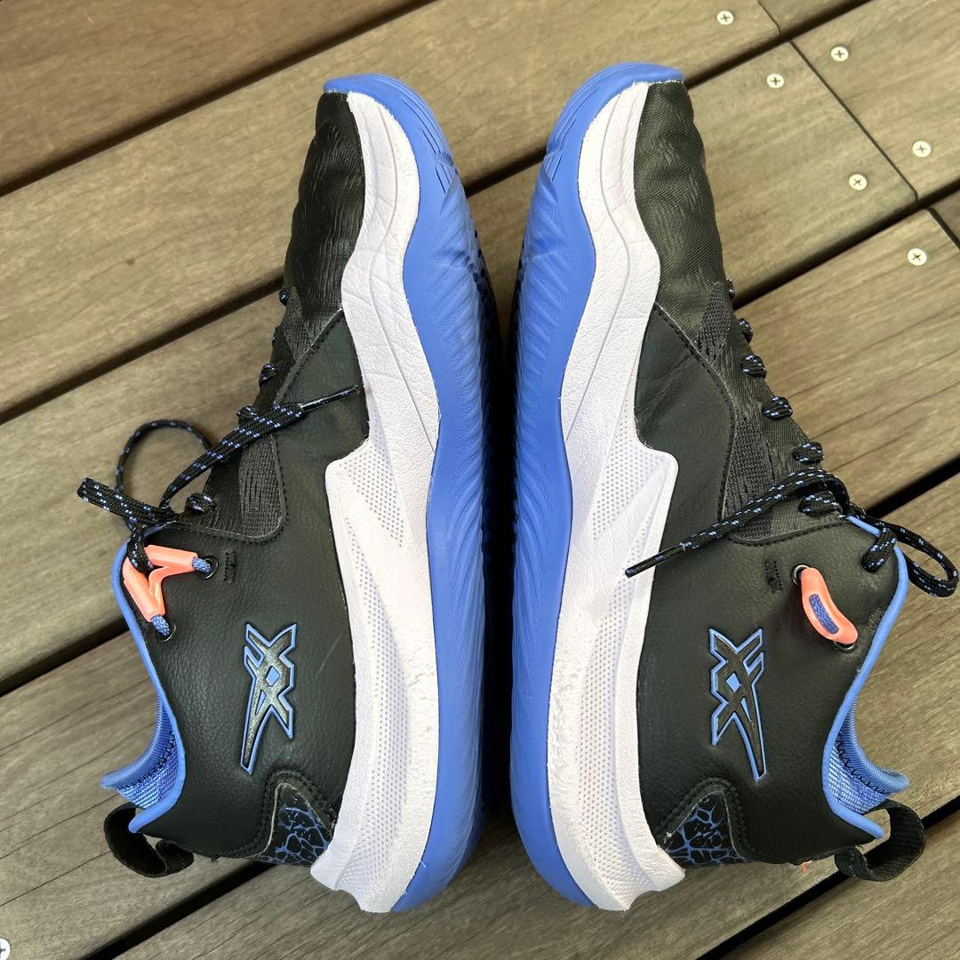 【しょーた】NOVA SURGE LOW 2 26.5cm