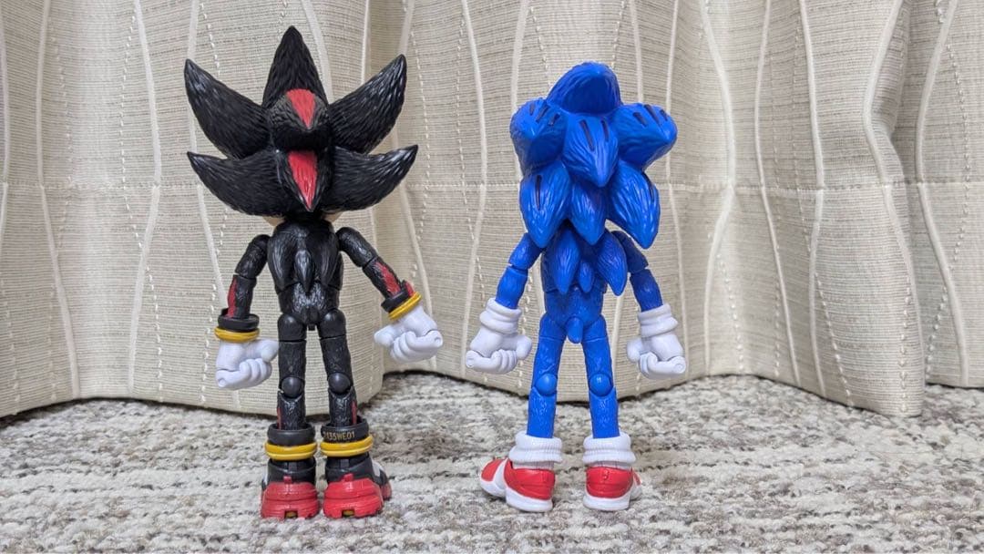 ソニック– 5インチ とシャドウ-5インチ 可動式フィギュアセット