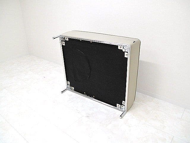 展示品　アルモニア　総革オットマン「Stilla」　11.9万円　本革オットマン
