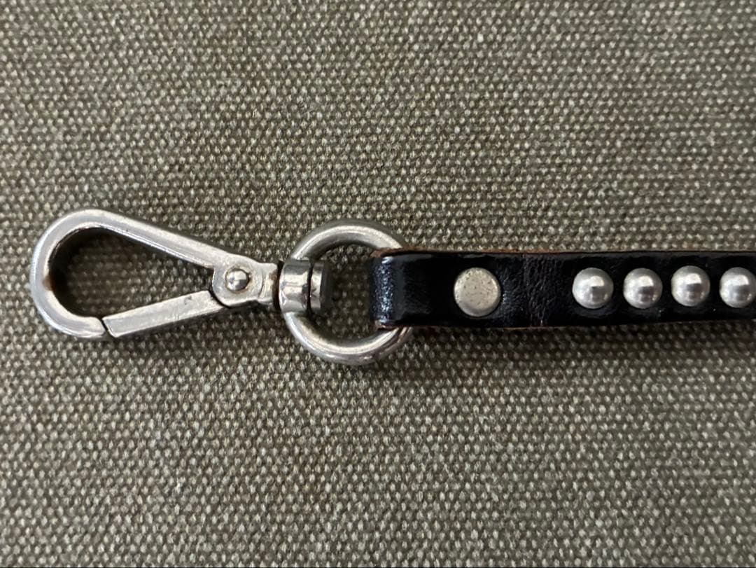 【HTC】①スタッズ レザーウォレットコード ブラック