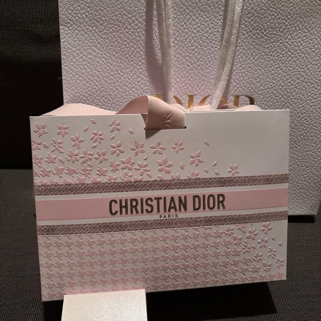 Dior カプチュール トータル セル エナジー アイクリーム 15ml