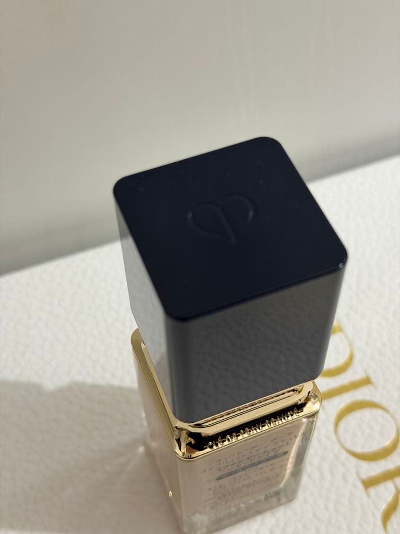 ほぼ未使用/クレ・ド・ポー ボーテ タンフリュイドエクラ ナチュレルオークル00