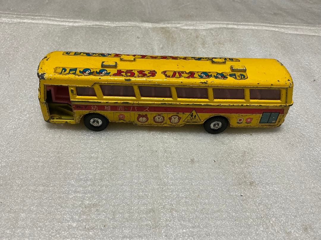 ダイヤペット／三菱ふそう・幼稚園バス。【ドアが欠品、汚れ、キズ】。