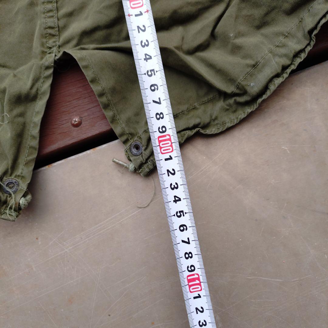 オリーブグリーン ミリタリージャケット