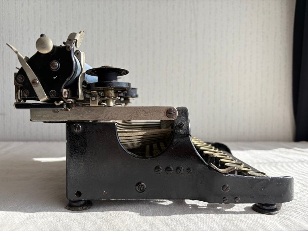 アンティーク　CORONAタイプライター