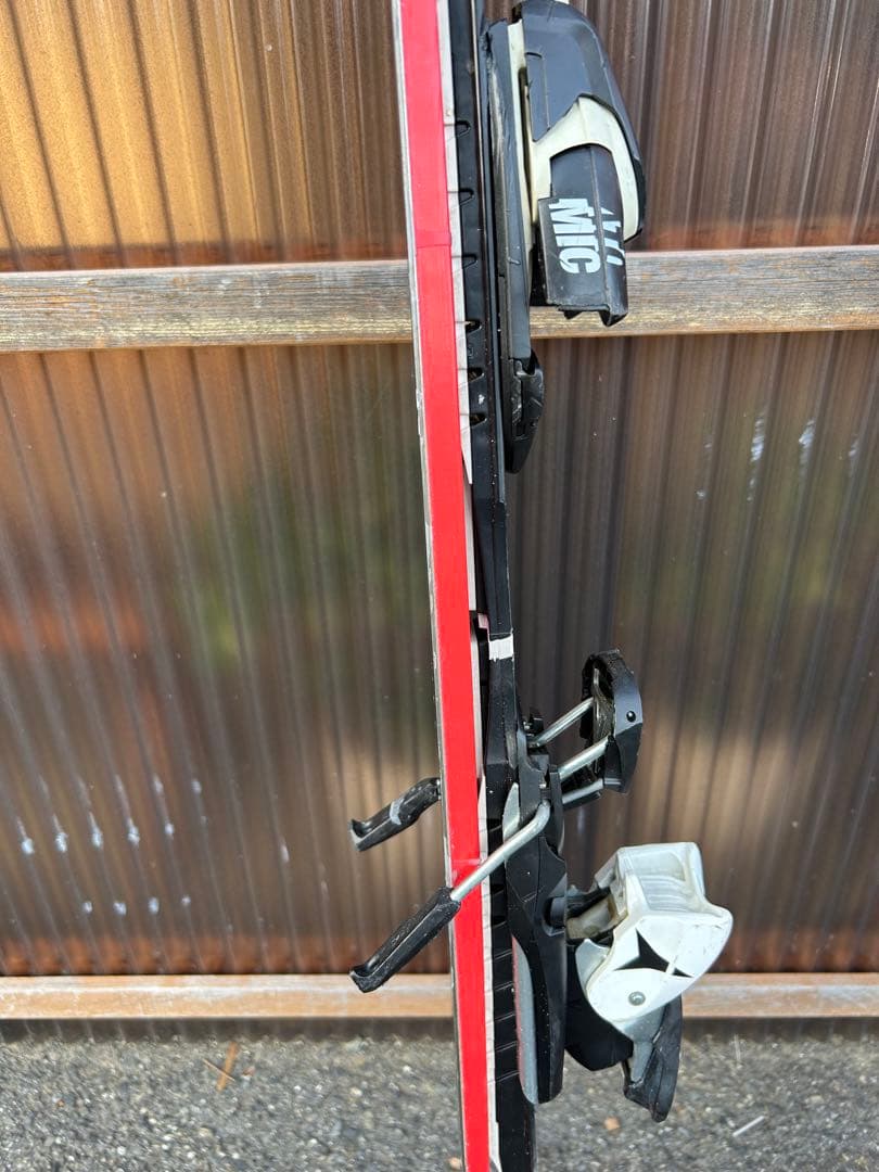 大幅値下げ中!!!atomic アトミック スキー板 166cm