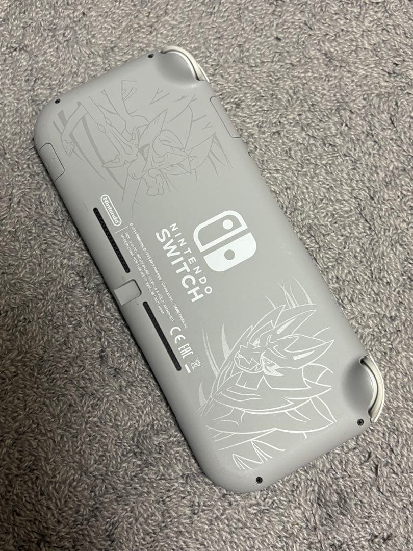 Switch Lite ザシアン・ザマゼンタ