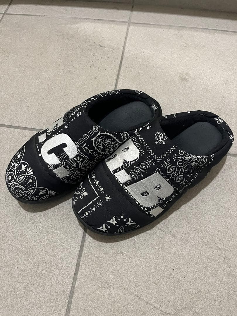 スブ　SUBU F.C.R.B コラボサンダル