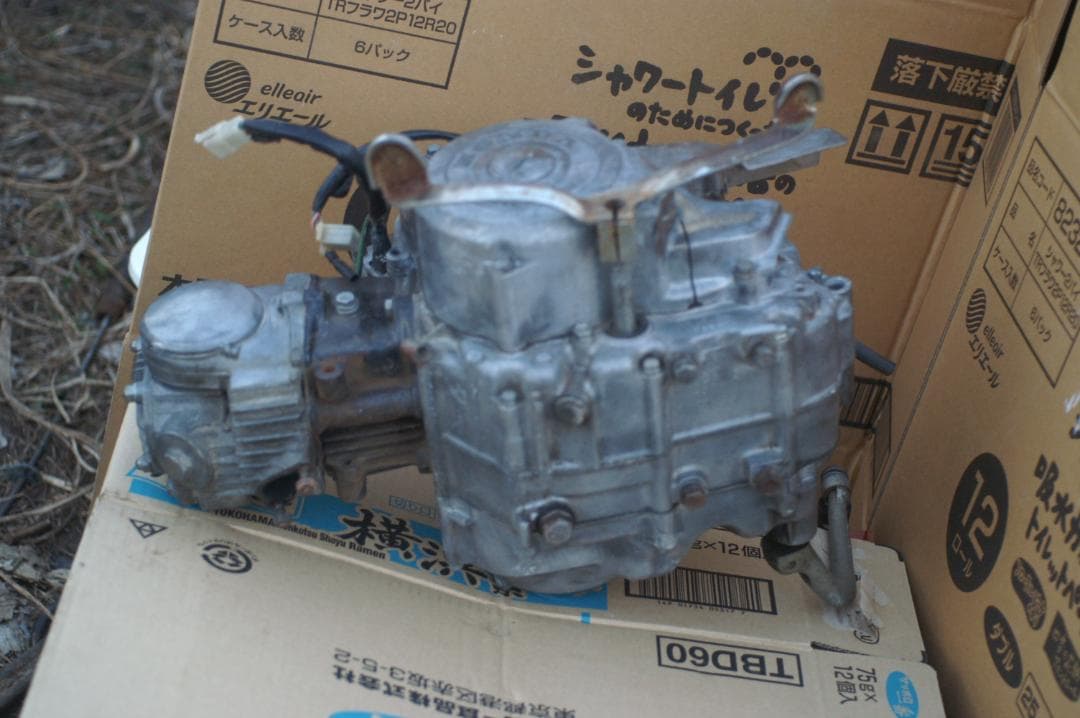 12Vセル付 カブエンジン 4速 走行1、5万km 送料込 リトルカブ モンキー