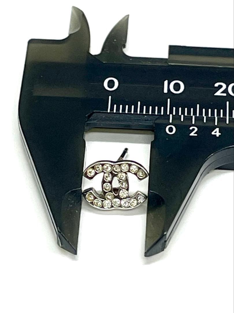 正規品CHANELココマークストーンピアス　片方訳あり