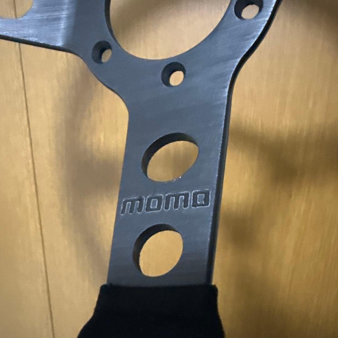 新品未使用・MOMO P-5 BLACK EDITION