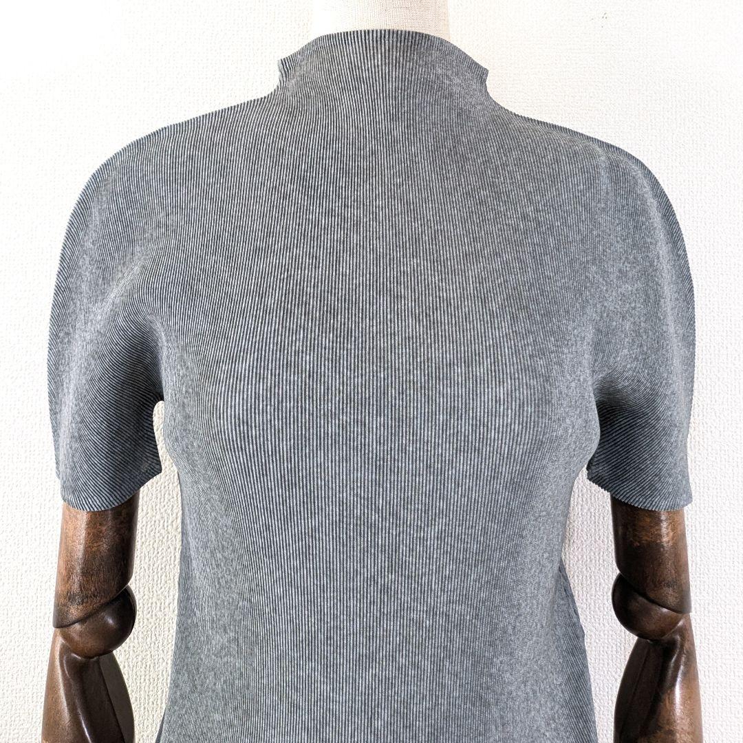 プリーツプリーズ　イッセイミヤケ　モックネック　プリーツ　ブラウス　カットソー