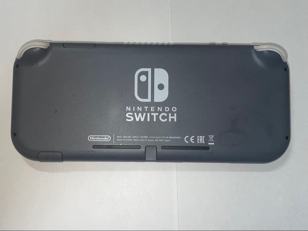 Nintendo Switch lightとsdカードそしてゲーム3本セット