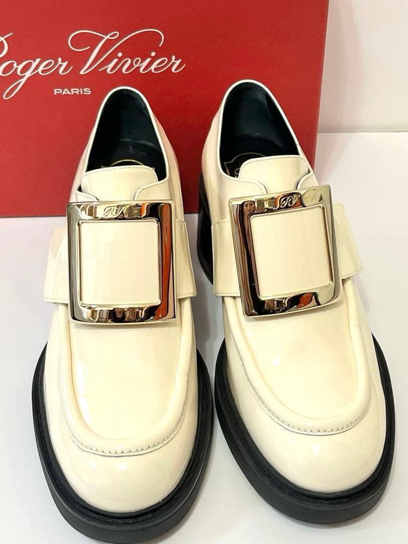 ロジェヴィヴィエ ローファー エナメル オフホワイト 38.5