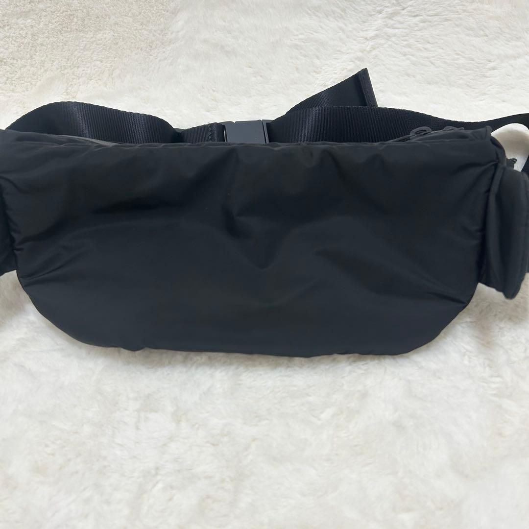 極美品✨アディダスバイステラマッカートニー　ボディバッグ　バムバッグ　ブラック