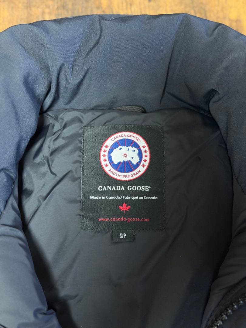   ネイビー ダウンベスト