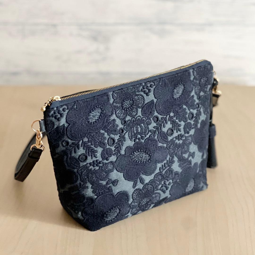 ミナペルホネン smile flowerショルダーバッグMB509-101