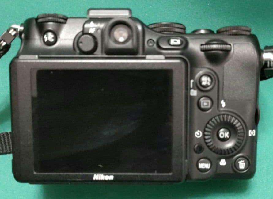 デジタルカメラ Nikon COOLPIX P7100